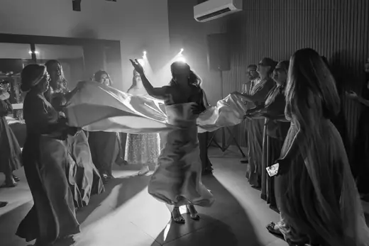 Pista de dança de casamento em preto e branco, por PH Marx
